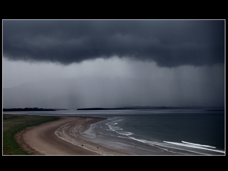 604 - STORM LIGHT INCH BEACH - REES PETER - united kingdom.jpg